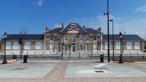 Élagueur Le Coudray-Montceaux