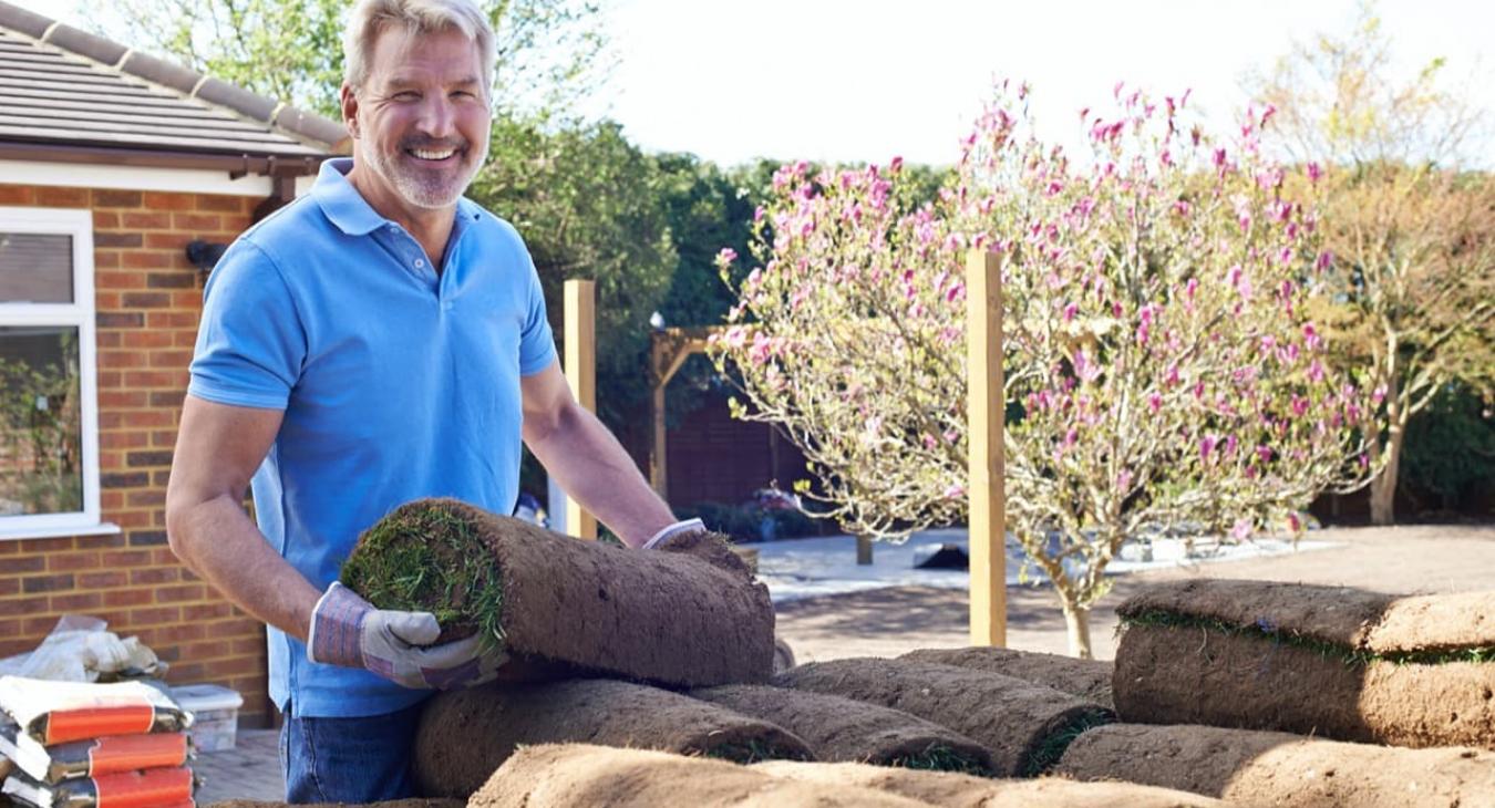 Pose de gazon en rouleaux dans le 91 Essonne